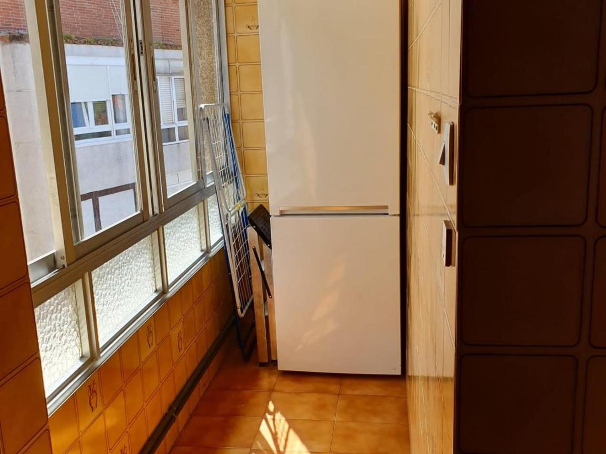 Bonito Apartamento Cerca De Las Playas Santender Kültér fotó